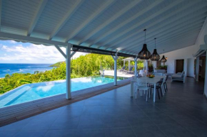 Sunset Bay - villa d'architecte avec vue Ilets Pigeon magnifique